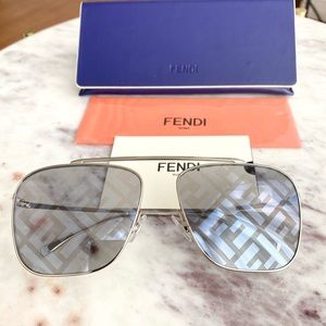 🚫SOLD🚫Fendi FF Logo Sunglasses in silvertone